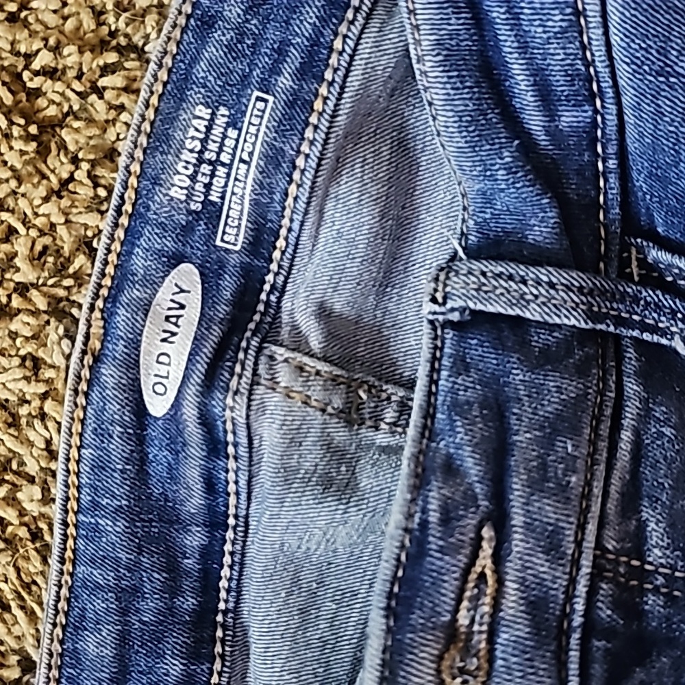 Old Navy Rockstar reg wash Jeans super skinny high rise secret slim pokets reg